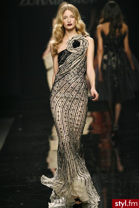 Sukienki Moda
