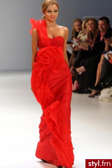 Sukienki Moda