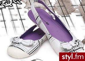 Cropp - Pozostałe Buty Moda