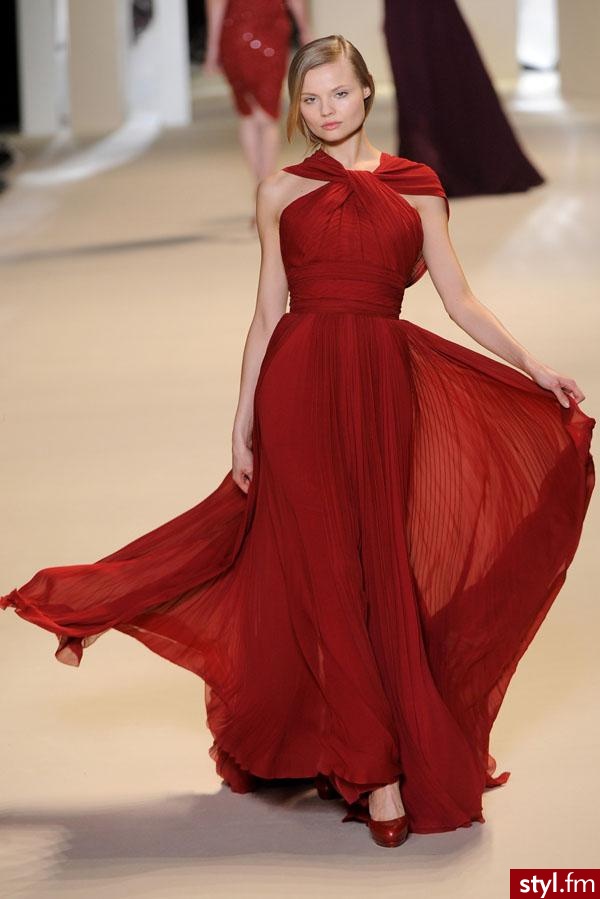 Sukienki Moda