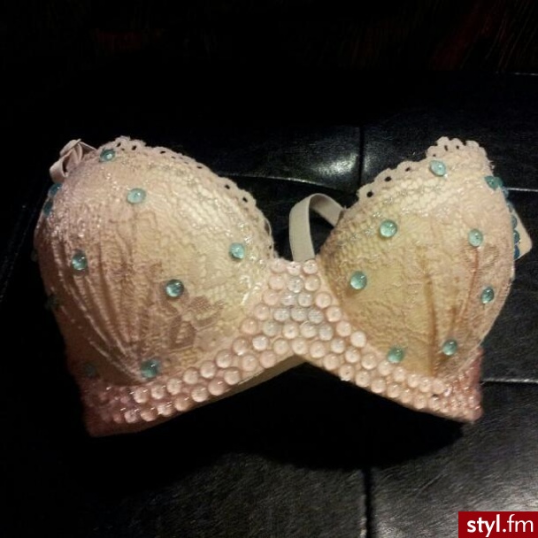 Biustonosze Bielizna Moda