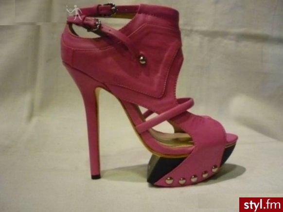 Pozostałe Buty Moda