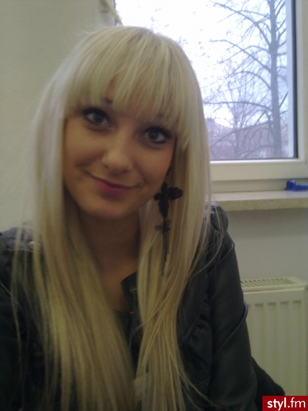 Blond Rozpuszczone Proste z grzywką Na co dzień Długie Fryzury