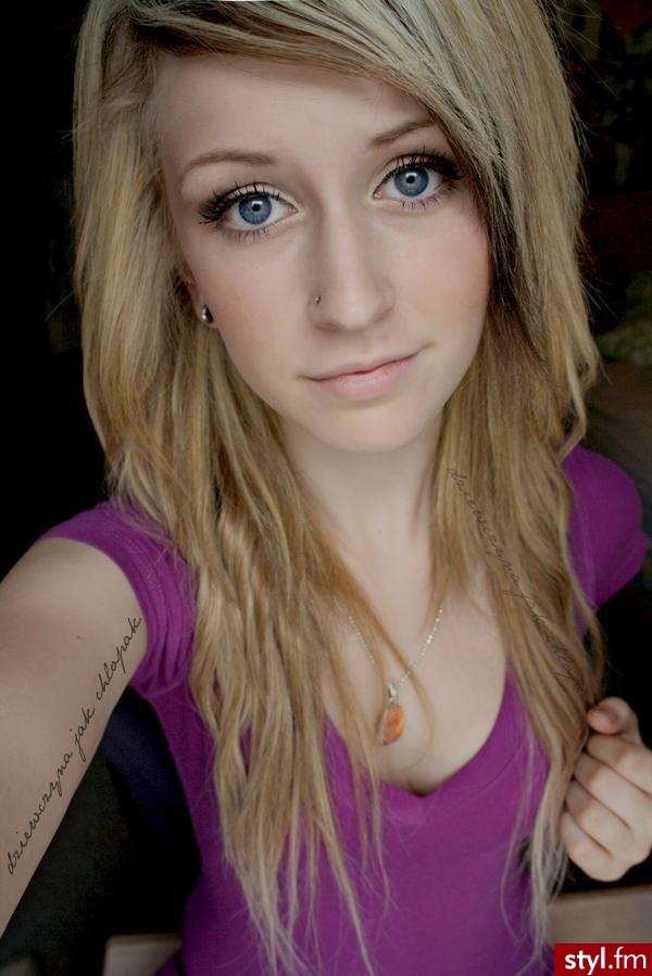 Średnie Fryzury