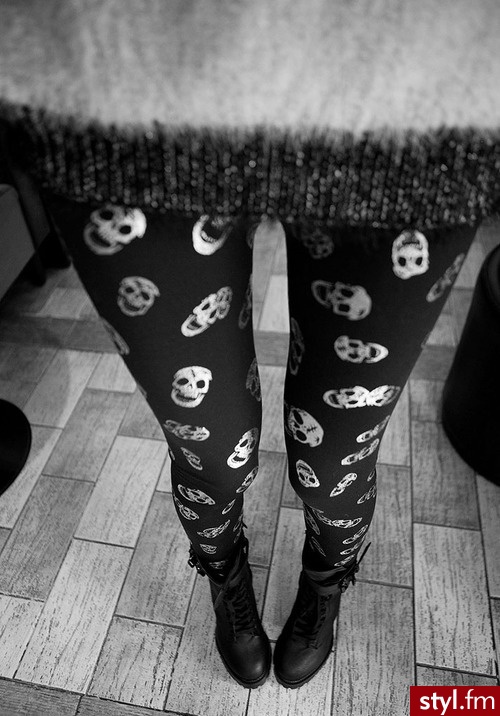 Leginsy Spodnie Moda