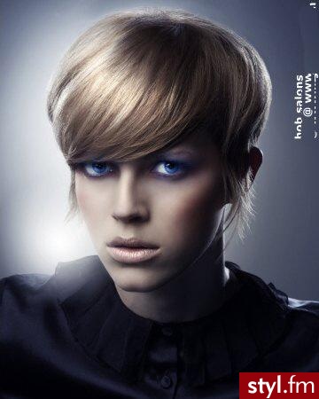 (\",) - Krótkie Fryzury