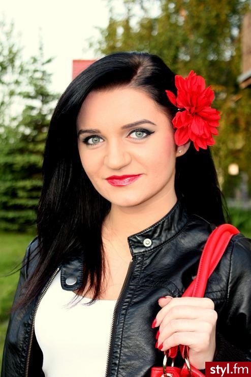 Średnie Fryzury