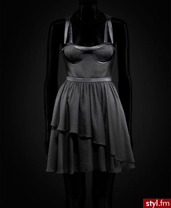Sukienki Moda