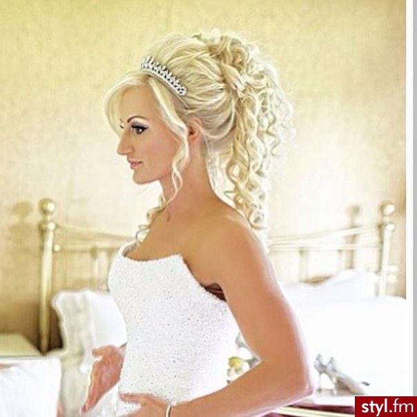 Blond Upięcie Kręcone Ślubne Długie Fryzury