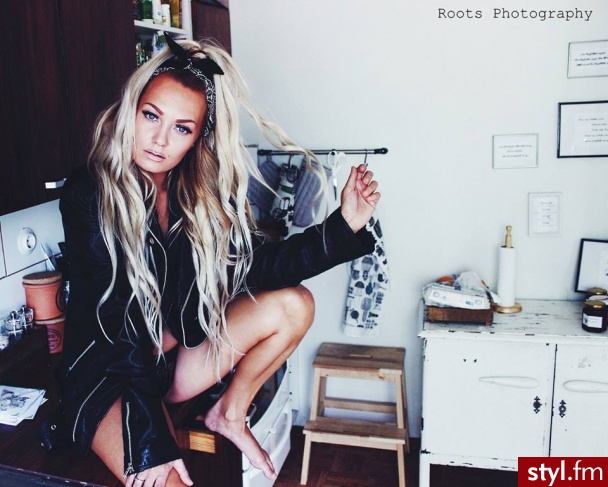 Blond Rozpuszczone Kręcone Na co dzień Długie Fryzury