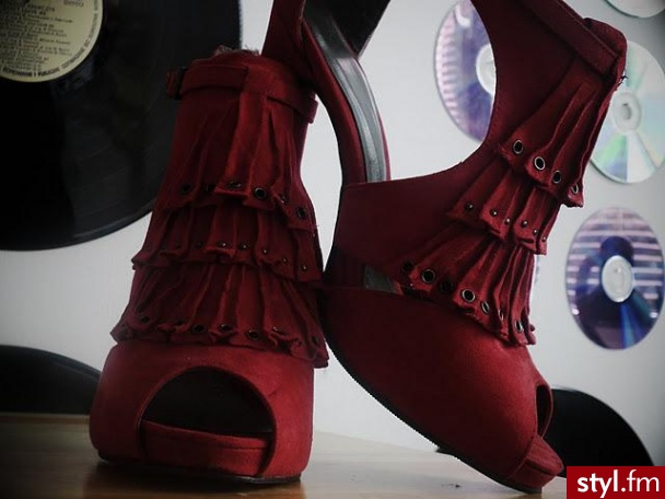 Szpilki Buty Moda