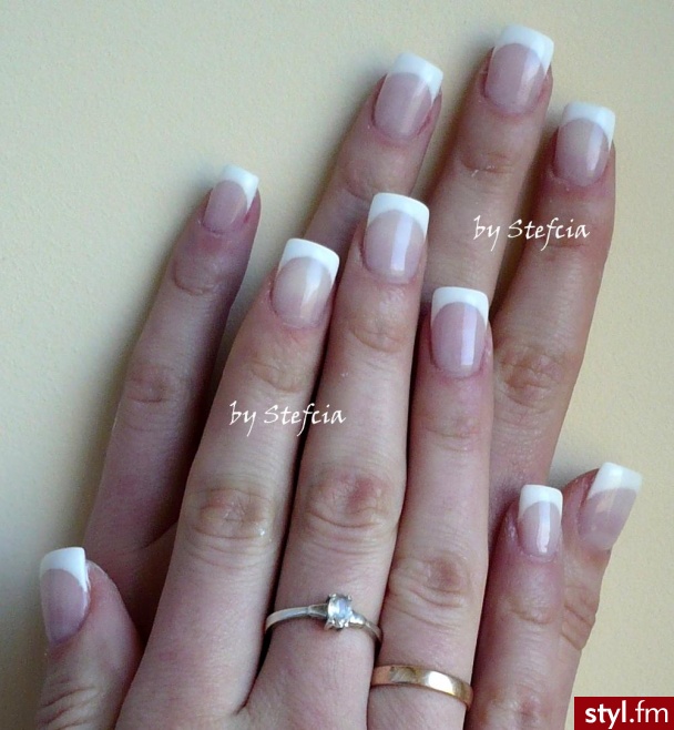 french. http://nailsofdreams.blog.onet.pl/ - Paznokcie