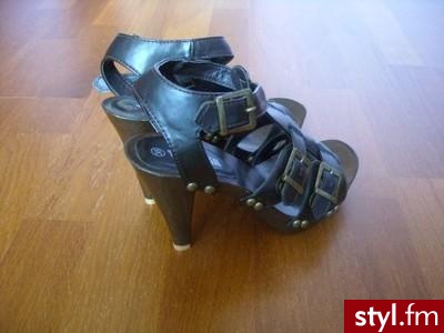 Pozostałe Buty Moda