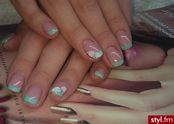 Let's create it!

www.facebook.com/jovinailstudio - Paznokcie