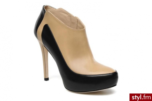 Guess by marciano PÓŁBUTY I BOTKI EDITH BY GUESS BY MARCIANO (Beżowy) - Botki Buty Moda