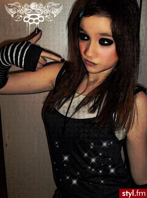 ---> - EMO Alternatywne Średnie Fryzury