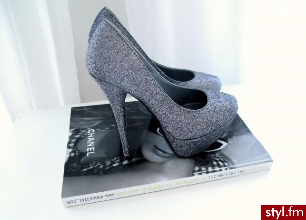 Szpilki Buty Moda