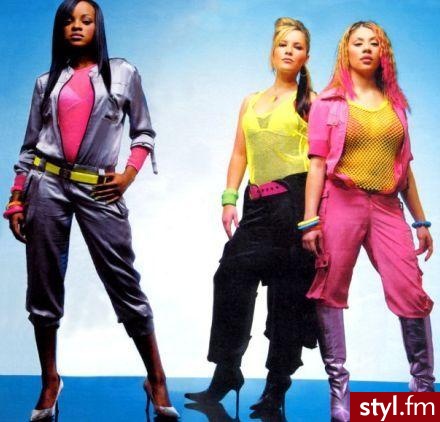 Na zdjęciu grupa Sugababes - Pozostałe Ciuchy Moda