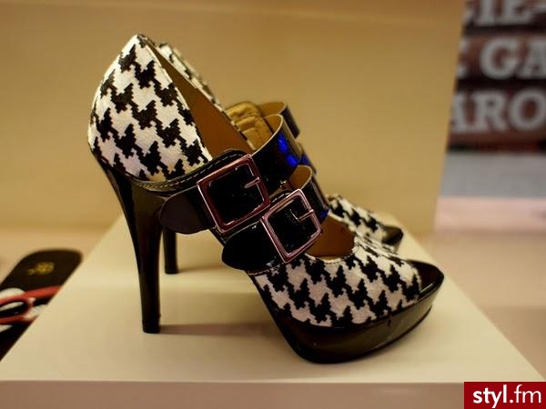 Pozostałe Buty Moda
