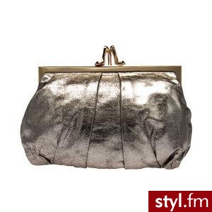 Świetna torebka z niesamowitym odpinaniem w kształcie pary bucików;) - Pozostałe Torebki Moda