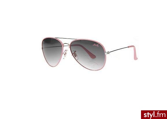 Śliczne i bardzo modne okulary :) kosztują one 14.99 £ dostępne na stronie :www.jdsports.co.uk Pozdrawiam =) - Nakrycia głowy Dodatki Moda