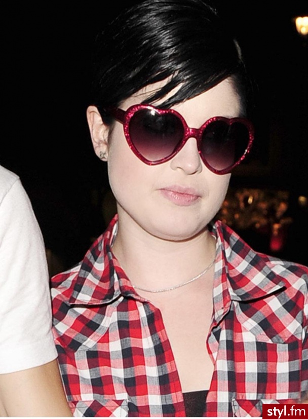 Kelly Osbourne - Nakrycia głowy Dodatki Moda
