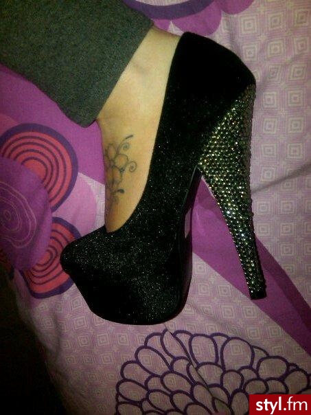 Szpilki Buty Moda