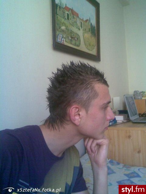 fryz latwy do zrobienia :)) fryzjer Bruxela:) - Średnie Męskie Fryzury