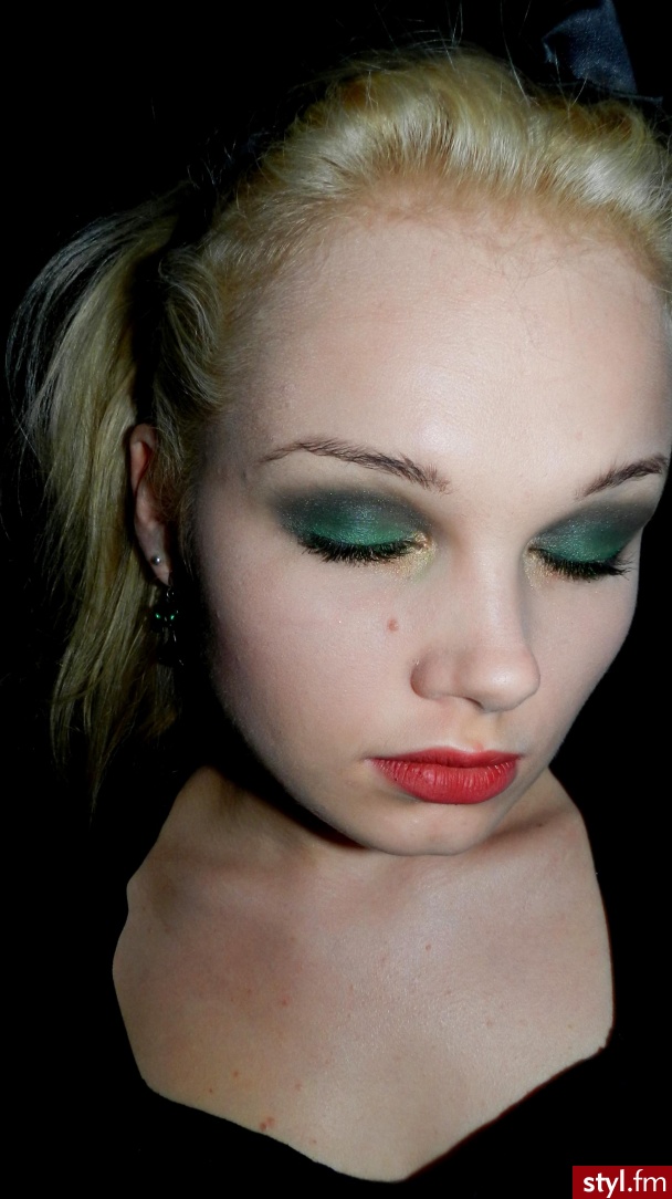 Smoky eye powraca - Makijaże