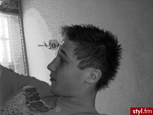 (; - Punk Rock Alternatywne Średnie Fryzury