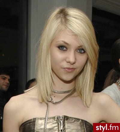 Średnie Fryzury
