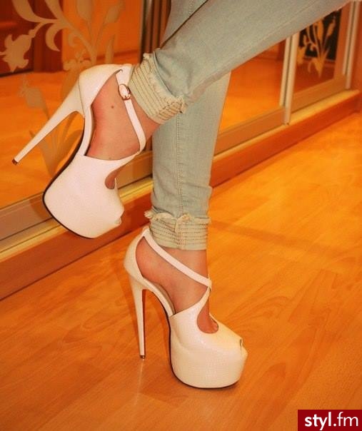 Szpilki Buty Moda