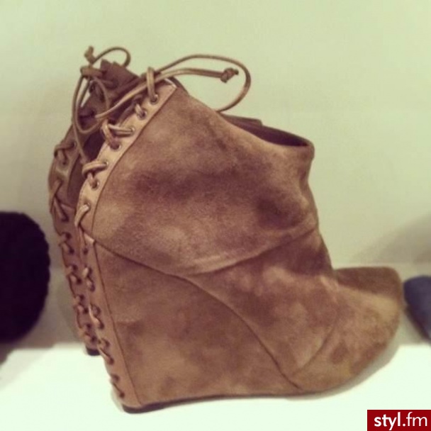 Koturny Buty Moda