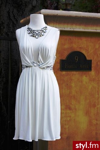 Sukienki Moda