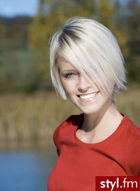 Średnie Fryzury