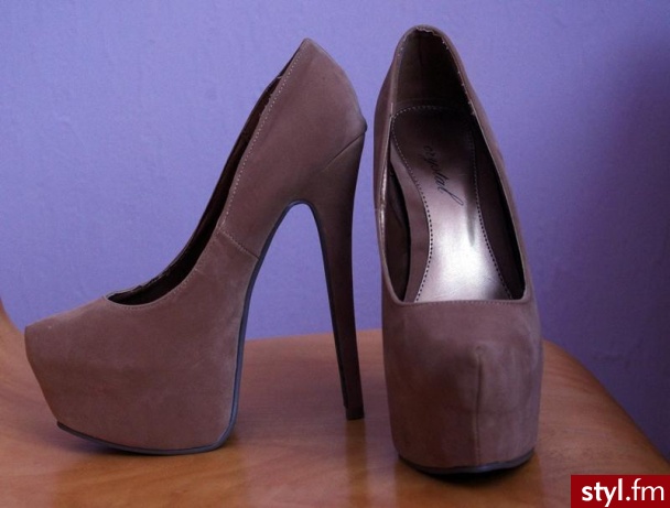 Szpilki Buty Moda
