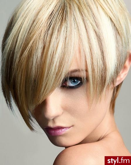 Blond Rozpuszczone Proste z grzywką Na co dzień Krótkie Fryzury