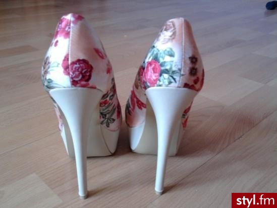 Szpilki Buty Moda