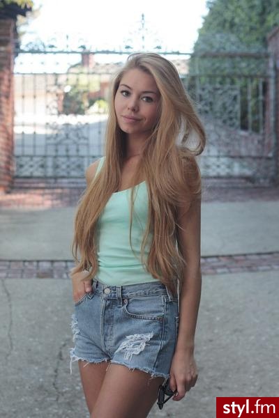 Blond Rozpuszczone Proste Na co dzień Długie Fryzury