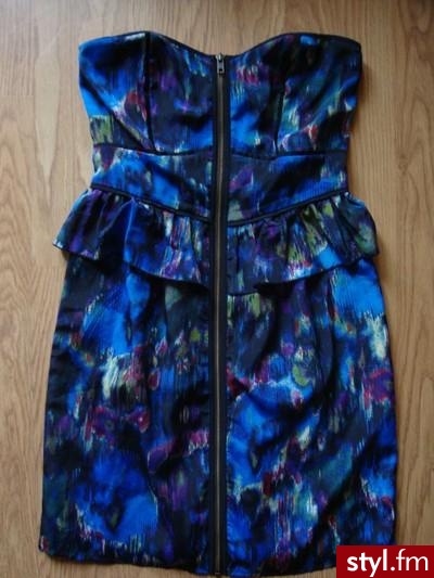 Sukienki Moda