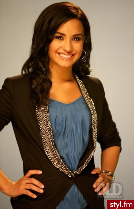 Demi Lovato - Marynarki i żakiety Okrycia Moda