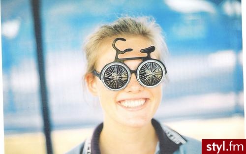 Jeżeli zdjęcie znajduje się już w galerii poproszę o link - Pozostałe Dodatki Moda