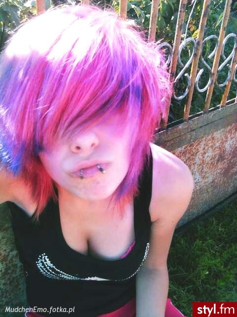 emo - Kolorowe EMO Alternatywne Krótkie Fryzury