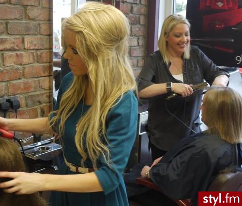 Blond Rozpuszczone Proste Na co dzień Długie Fryzury