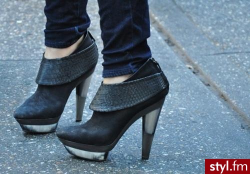 Pozostałe Buty Moda