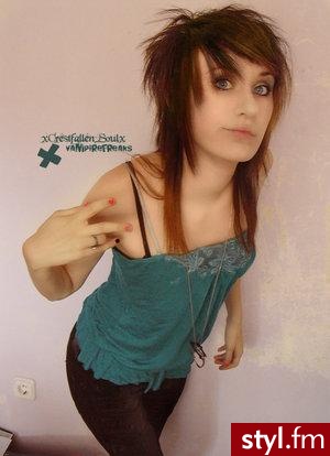 EMO Alternatywne Średnie Fryzury