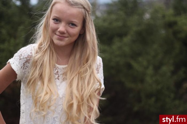 Blond Rozpuszczone Kręcone Na co dzień Długie Fryzury
