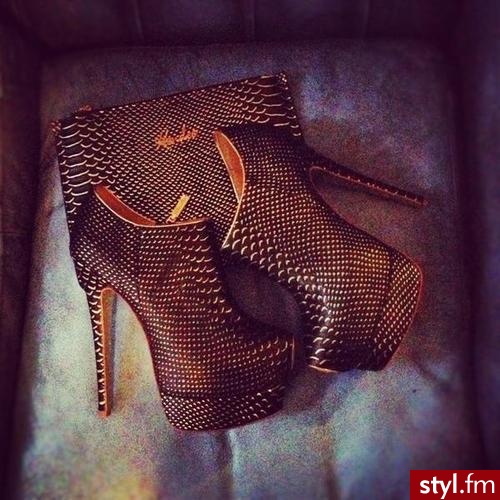 Szpilki Buty Moda