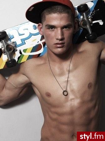 Kerry Degman.
Za kategorię przepraszam.. nie wiedziałam gdzie to dodać. - Misz-masz