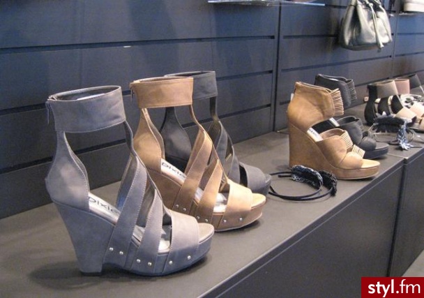 Pozostałe Buty Moda